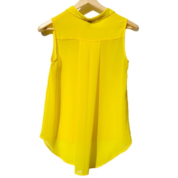 H&M Sleeveless Yellow Chiffon Button Down Blouse Sz 2 - Picture 2 of 5